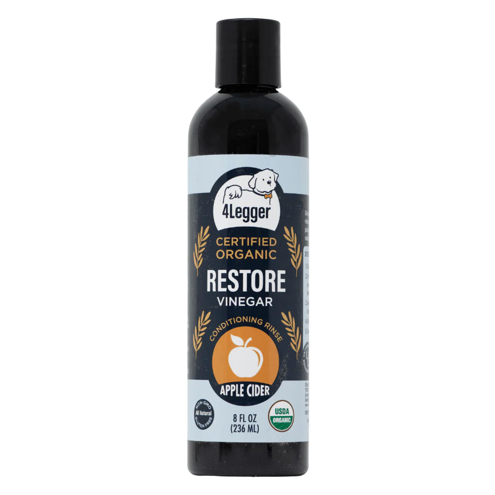 Packed with beneficial organic herbs and essential oils, the USDA Organic Apple Cider Vinegar Conditioning Rinse from 4-Legger will improve skin and coat condition and restore the natural skin and coat balance.