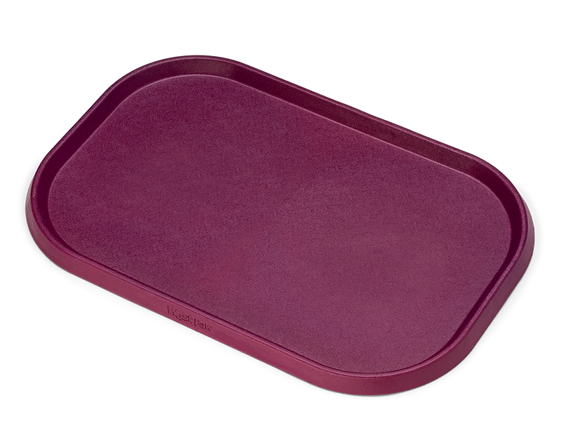 Encourage your dog's natural eating habits with the all new feeding mat from West Paw! Mat can be used as a combination forage plate for meals and a non-slip mat for water bowls. Thoughtfully designed with raised edges to keep food messes & water spills contained.
