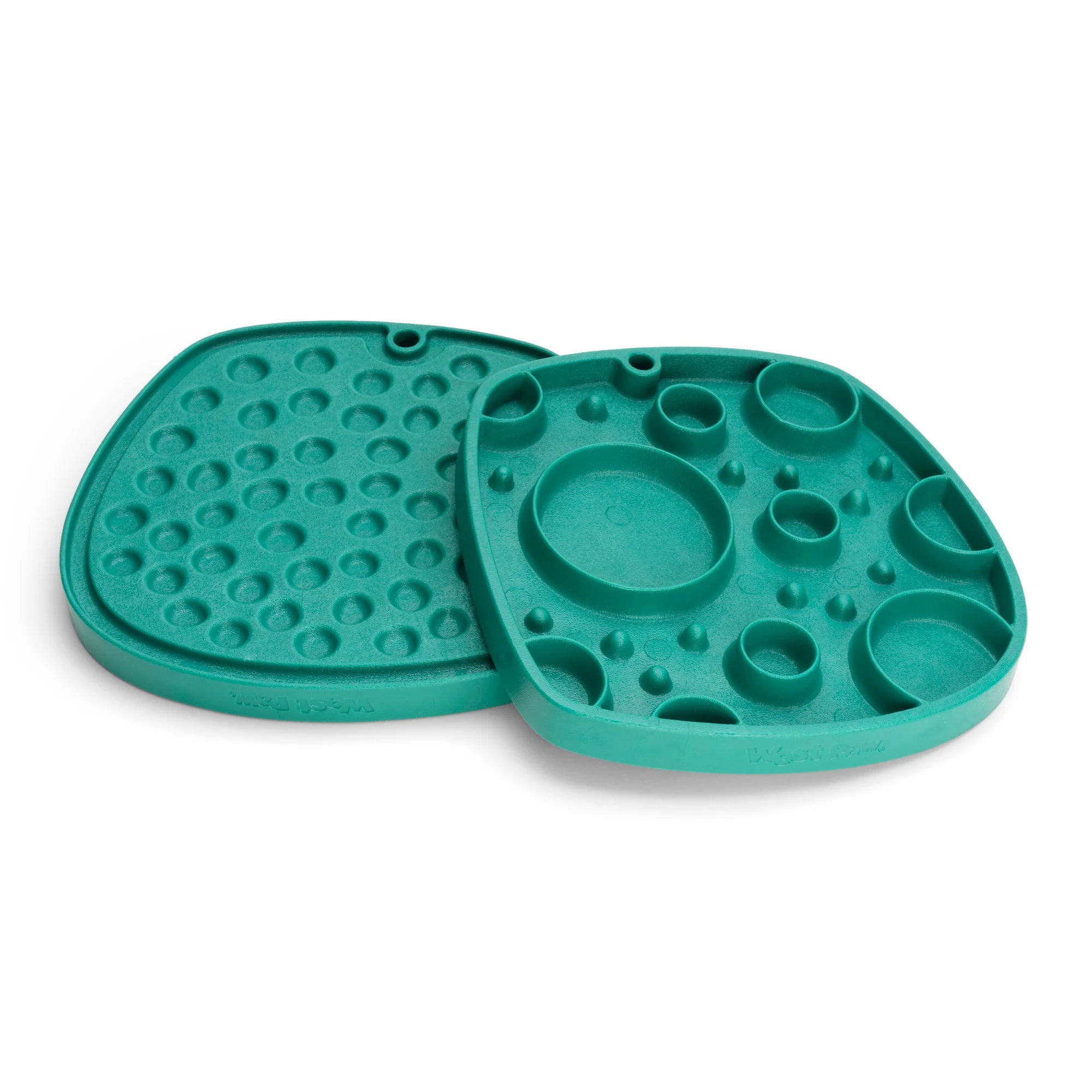 Encourage your dog to feast the way nature intended with the all-in-one innovative enrichment mat that brings a slow feeder and lick mat together to provide an engaging variety between feeding and treating.