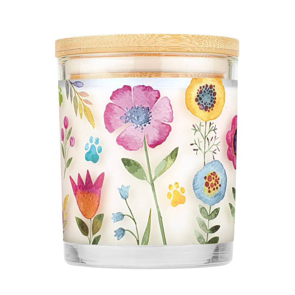 Pet House candles are hand-poured, and made from 100% natural, dye-free soy wax. Comes in a 9 oz. glass jar. Fragrance profile is a delightful arrangement of green fields, heather, hyacinth, carnations, and lily of the valley.