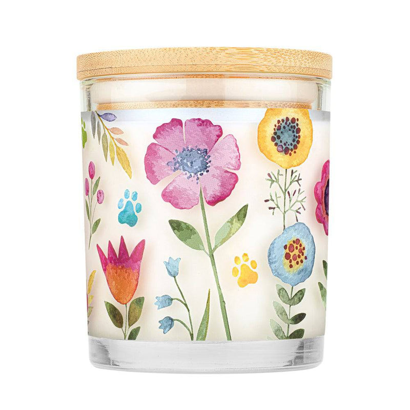 Pet House candles are hand-poured, and made from 100% natural, dye-free soy wax. Comes in a 9 oz. glass jar. Fragrance profile is a delightful arrangement of green fields of heather, hyacinth, carnations, and lily of the valley.