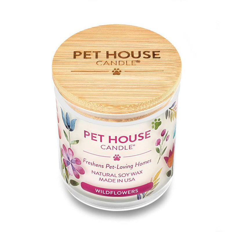 Pet House candles are hand-poured, and made from 100% natural, dye-free soy wax. Comes in a 9 oz. glass jar. Fragrance profile is a delightful arrangement of green fields of heather, hyacinth, carnations, and lily of the valley.