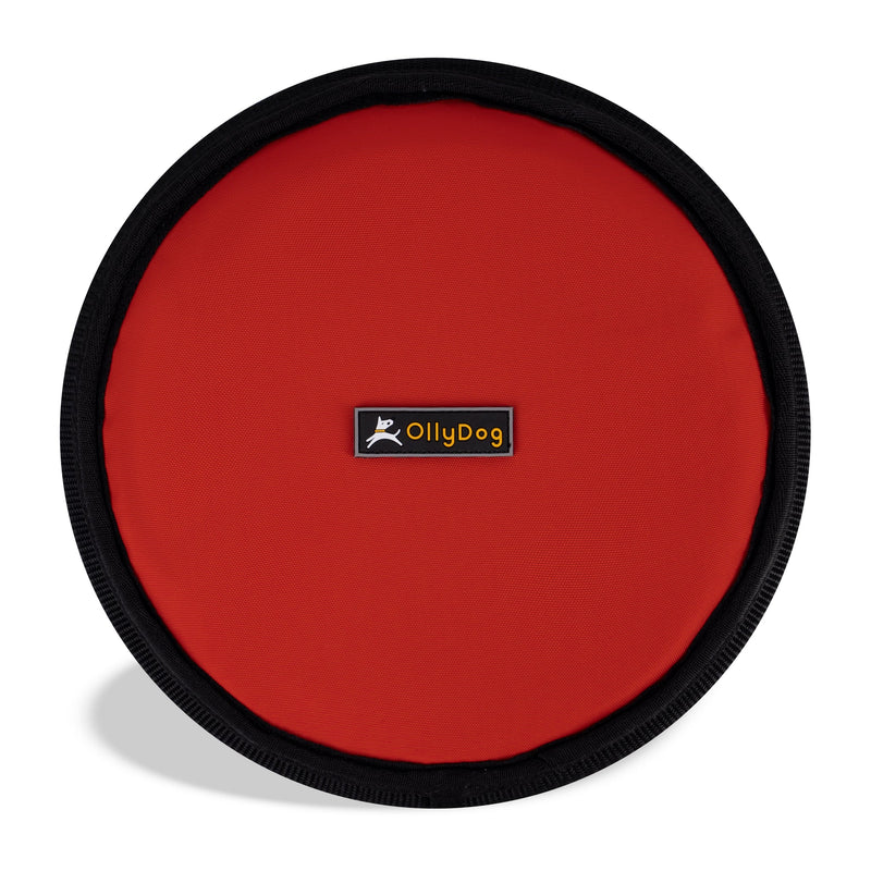 The pup-approved Olly Dog Flyer Disc is made from 100% recycled material that is durable and non-toxic. The soft and lightweight material makes it easy on dog teeth and gums. Ideal for tug-of-war or a game of fetch on land or water.