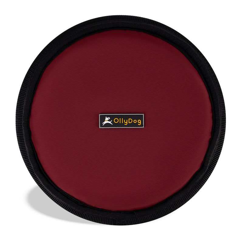 The pup-approved Olly Dog Flyer Disc is made from 100% recycled material that is durable and non-toxic. The soft and lightweight material makes it easy on dog teeth and gums. Ideal for tug-of-war or a game of fetch on land or water.