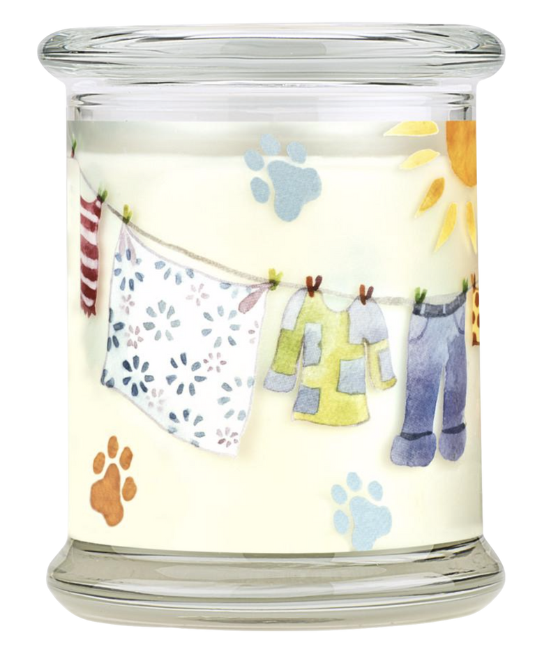 Pet House candles are hand-poured, and made from 100% natural, dye-free soy wax. Comes in an 8.5 oz. glass jar. Fragrance profile is a classic, crisp, and clean laundry fragrance combined with fruity accents.