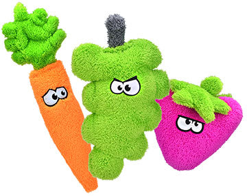 The Duraplush Carrot dog toy is durable, soft, eco-friendly, and made in the USA. It features a Duraplush 2-ply bonded outer material, Stitchguard internal seams, and eco-fill recycled filling. Toy does not contain an internal squeaker.